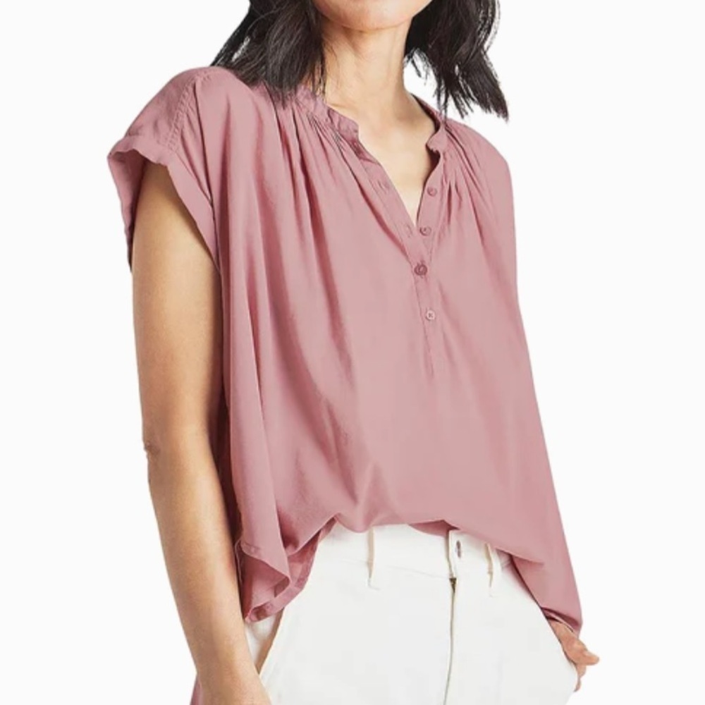 NWT SPLENDID Paloma Short Sleeve Partial Button High-Low Hem Top Size Medium
